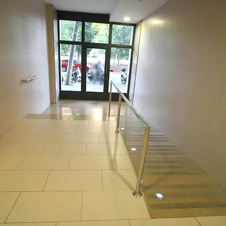 Near Diagonal Mar Apartment *